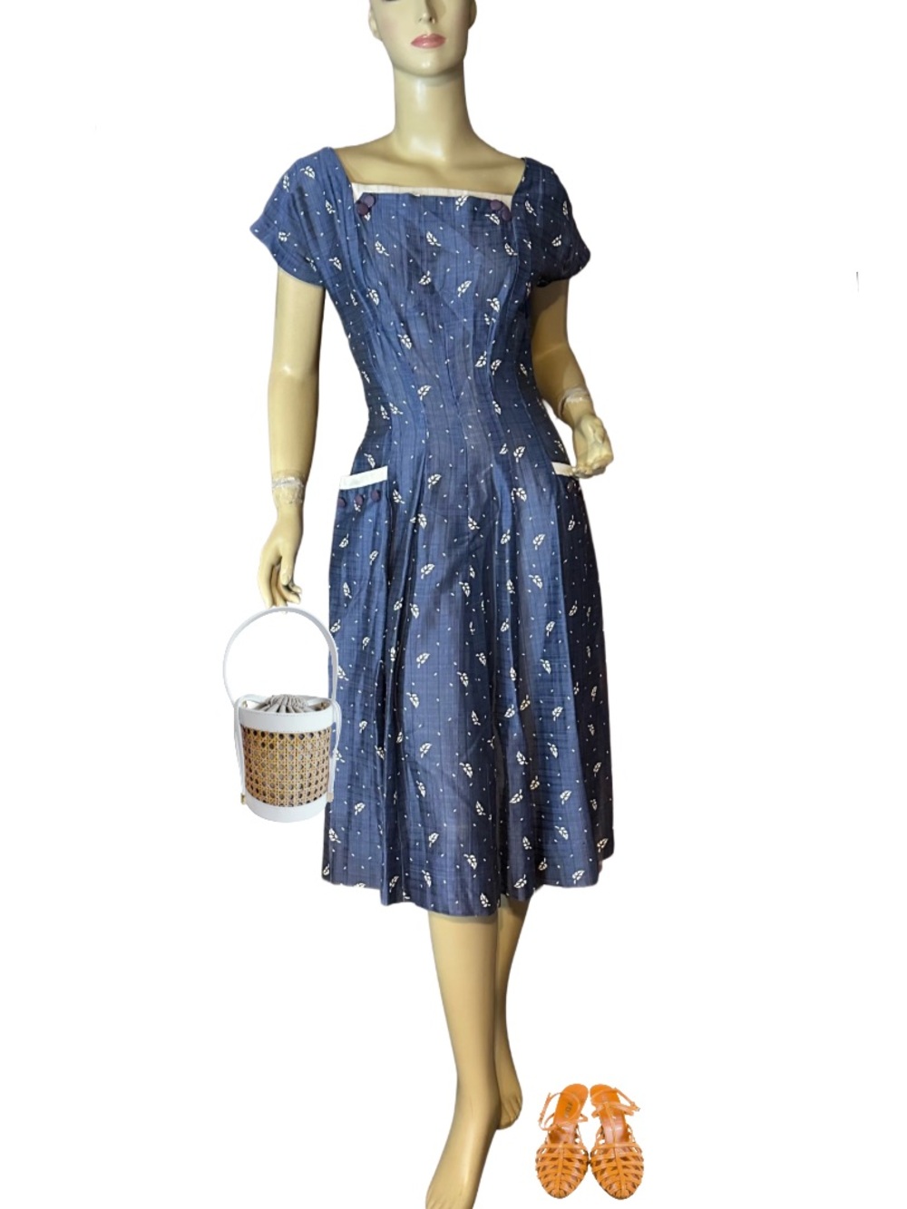 VINTAGE 1950'S BLUE DAY DRESS W/WHITE FOLIATE PRINT (S)